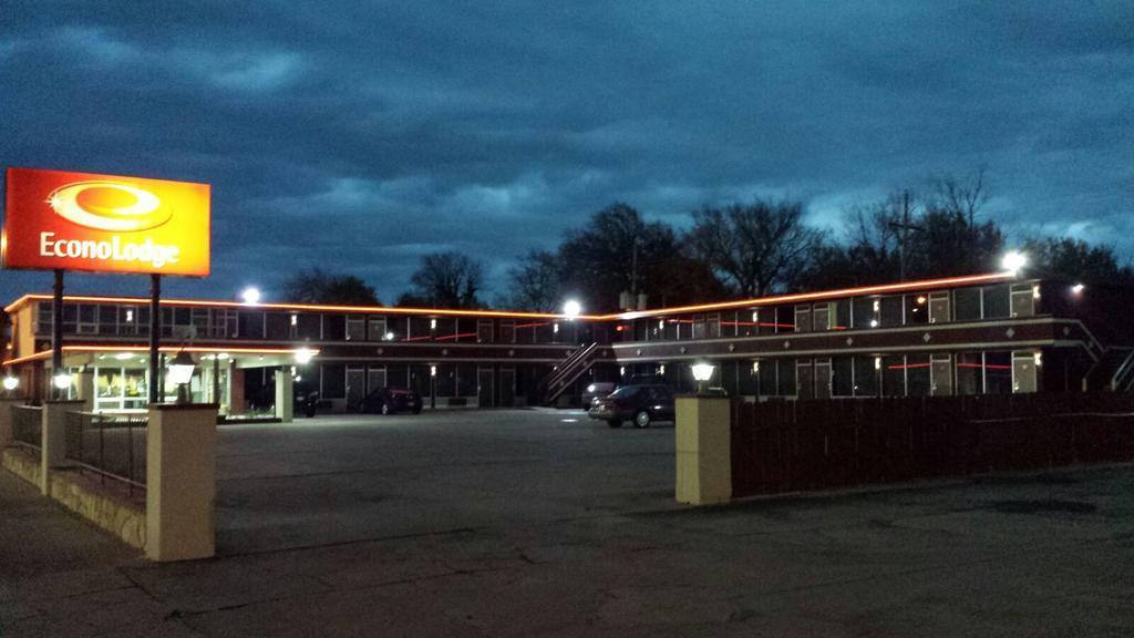 Econo Lodge Winfield Zewnętrze zdjęcie