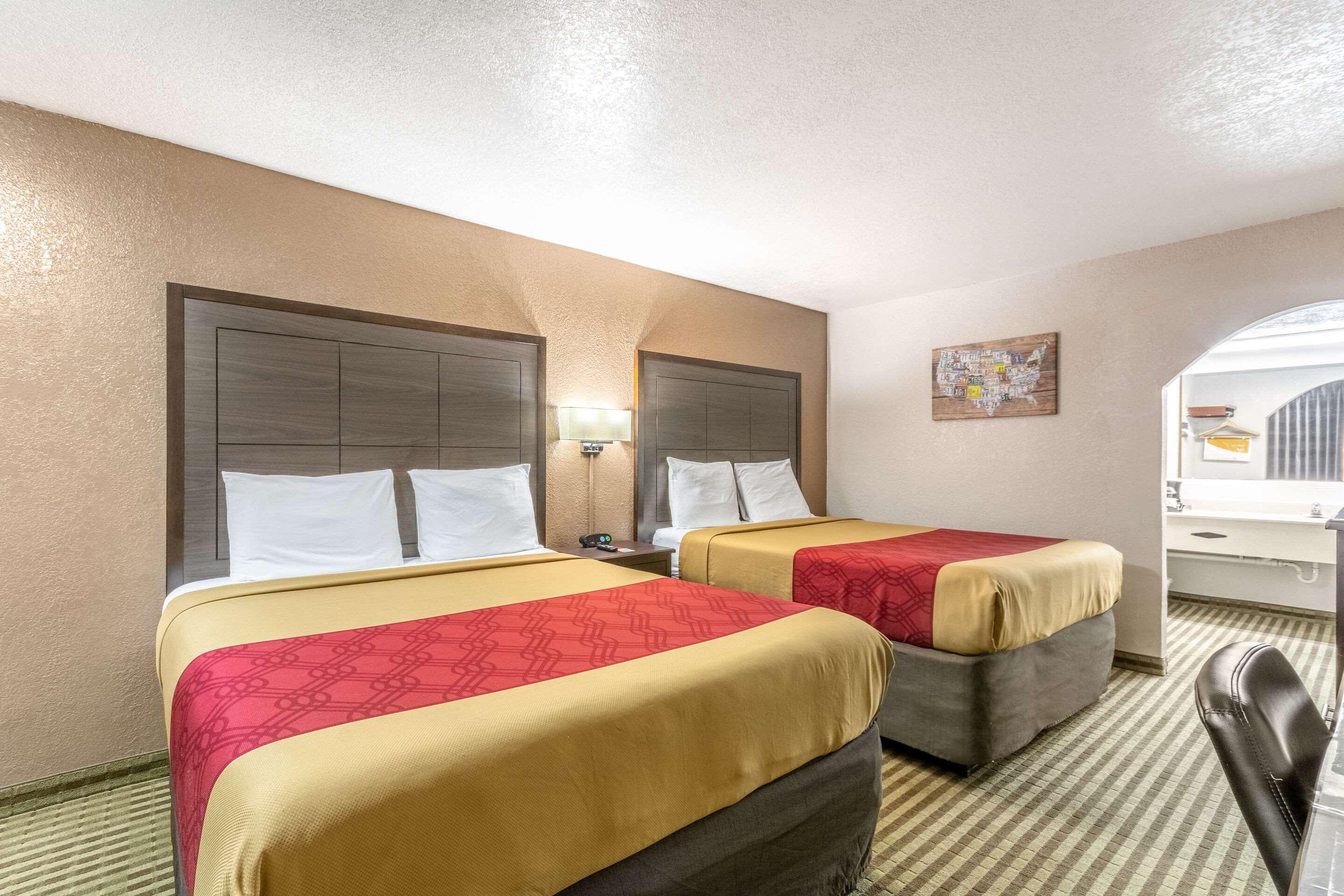 Econo Lodge Winfield Zewnętrze zdjęcie
