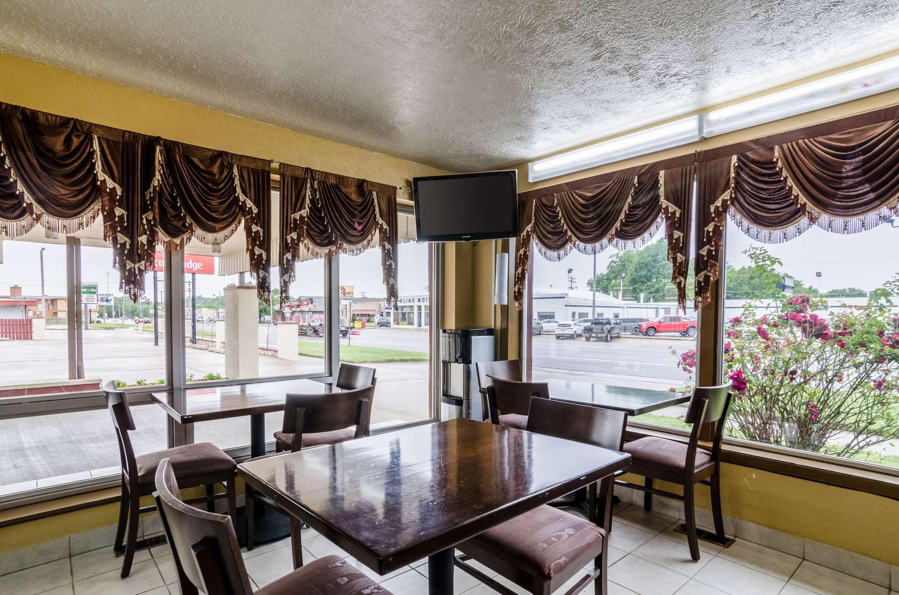 Econo Lodge Winfield Zewnętrze zdjęcie